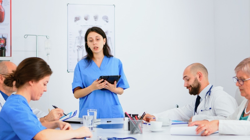 собрание врачей